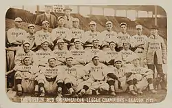 1915 Boston Red Sox team photo,with Babe Ruth in the back row