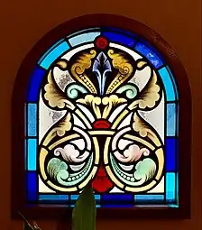 Romanian Revival acanthuses on a stained-glass window of the Kiseleff Roadside Buffet&nbsp;[ro] (Șoseaua Kiseleff no. 4), Bucharest, Romania, by Ion Mincu, 1889-1892