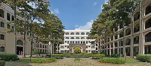 Image 14Al-Ameen College of Pharmacy, Bangalore (from Portal:Architecture/Academia images)