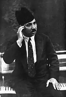 Image 1Muhammad al-Qubbanchi performing Maqam (from Culture of Iraq)