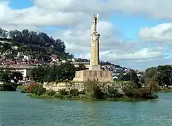 Monument on Lake Anosy