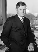 Sir Frank Macfarlane Burnet (1945)