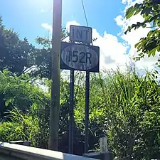 PR-152 south approaching PR-152R intersection in Quebradillas barrio
