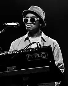 Chad Hugo performing with N.E.R.D. in 2009
