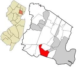 Location of Maplewood in Essex County highlighted in red (right). Inset map: Location of Essex County in New Jersey highlighted in orange (left).