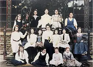 Fraulein Kruger (centre) and students, 1910