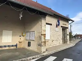 The town hall in Saint-Cyr-Montmalin