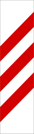 Level crossing countdown marker (placed under the triangular warning sign, usually 150&nbsp;m before crossing)