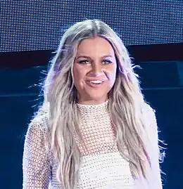 Kelsea Ballerini (15, Comeback Stage; 20, guest)