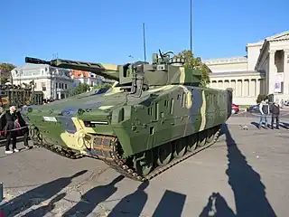 The first ever serial produced Lynx KF41 wearing the colors of the Hungarian Army