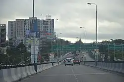 Ultadanga Flyover ending point, VIP Road, Dakshindari, Lake Town