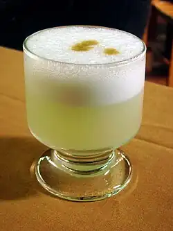 Image 15A pisco sour (from List of cocktails)
