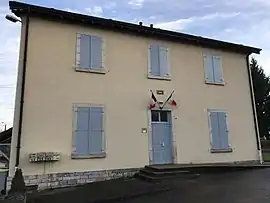 The town hall in Plumont