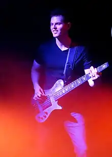 Porcupine_Tree_live_at_Wembley,_111122_-_52510137056