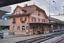 station building (2003)