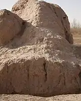 Sanjiaocheng wall remains, built c.800 BCE, Shajing culture.