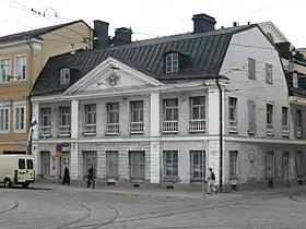 Sederholm House&nbsp;[fi], 1757, the oldest building of central Helsinki at the southeast corner of the square