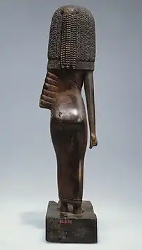Statuette of the lady Tiye MET 41.2.10 02