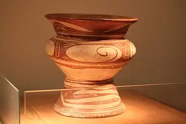 Bowl; from Ban Chiang site; painted ceramic; height: 32&nbsp;cm, diameter: 31&nbsp;cm