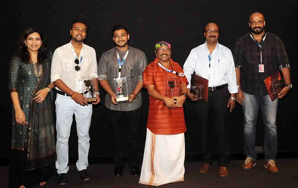 The Director, M.B. Padmakumar and cast and crew of the film ‘Roopanthram’ at the presentation, during the 47th International Film Festival of India (IFFI-2016), in Panaji, Goa on November 24, 2016.jpg
