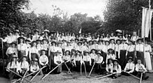 Image 14Eerste Nederlandsche Meisjes Gezellen Vereeniging (First Dutch Girls Companions Society), 1911, first Dutch Girl Guides (from Girl Guides)
