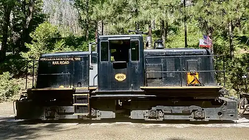 No. 402 prepares for a tourist excursion in 2022.