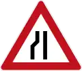 Sign 121-20One-sided road narrowing (left)